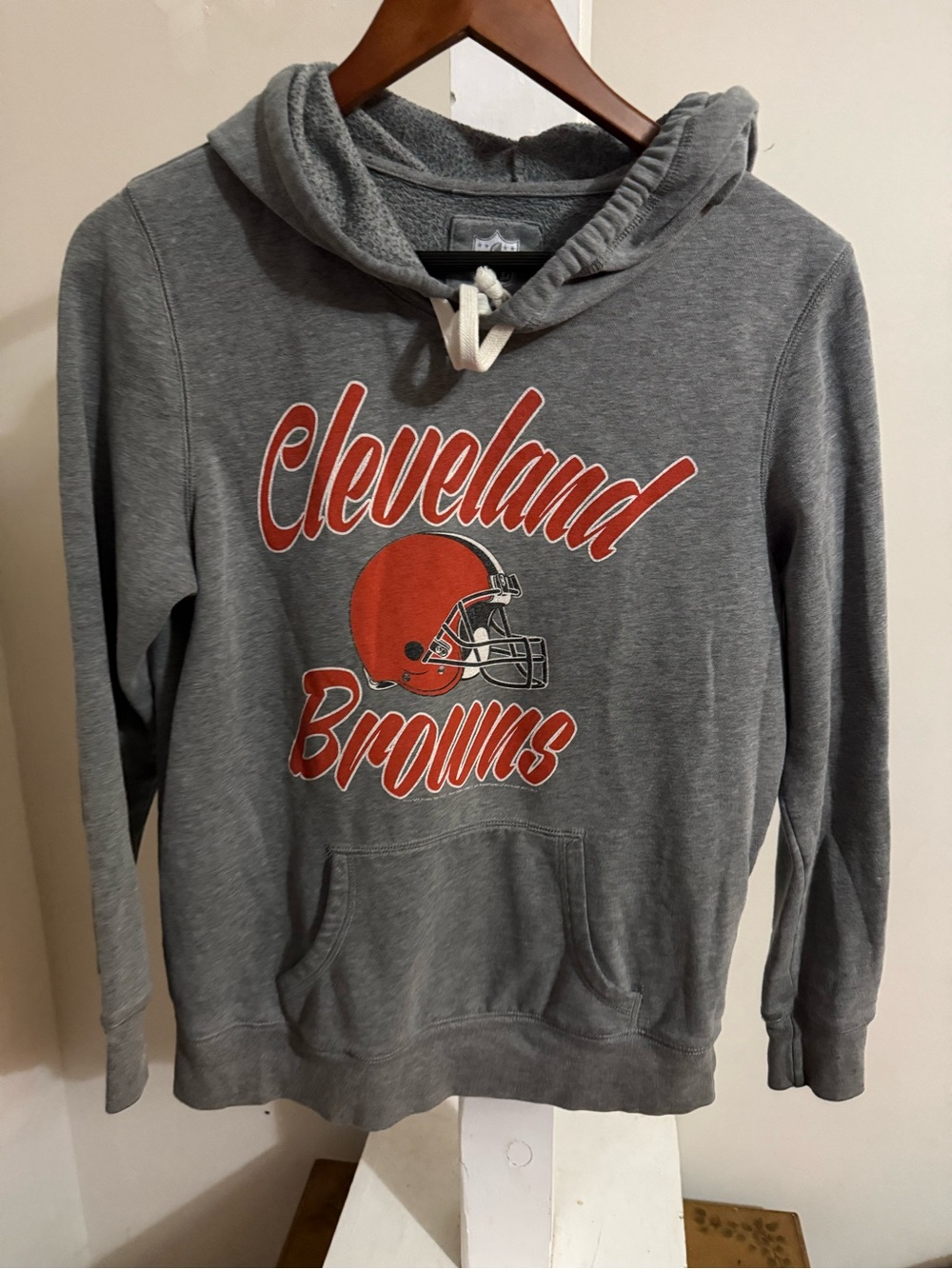 NFL Team Apparel Cleveland Browns Hoodie